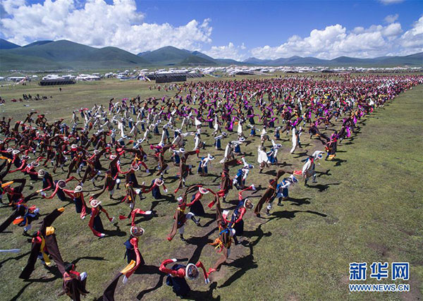 ༄༅།།སི་ཁྲོན་སེར་ཤུལ་གྱི་བོད་རིགས་མང་ཚོགས་ཚོས་སྦྲ་གུར་དུས་ཆེན་རོལ་བ།