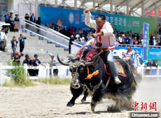 འགྲན་བསྡུར་ཡུལ་དངོས། 