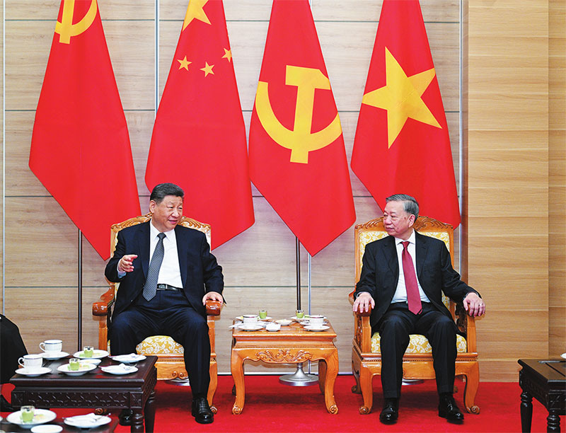 ཟླ་4ཚེས་15ཉིན་གྱི་སྔ་དྲོར། ཝེ་ཐེ་ནམ་དུ་རྒྱལ་དོན་འཚམས་འདྲི་གནང་མཇུག་འགྲིལ་ཉེར་ཡོད་པའི་སྐབས་སུ། ཀྲུང་གུང་ཀྲུང་དབྱང་གི་སྤྱི་ཁྱབ་ཧྲུའུ་ཅི་དང་རྒྱལ་ཁབ་ཀྱི་ཀྲུའུ་ཞི་ཞི་ཅིན་ཕིང་དང་ཝེ་ཐེ་ནམ་གུང་ཁྲན་ཏང་ཀྲུང་དབྱང་གི་སྤྱི་ཁྱབ་ཧྲུའུ་ཅི་སུའུ་ལིན་གྱིས་ཞལ་གྱེས་གླེང་མོལ་གནང་བའི་གནས་ཚུལ་ཡིན་པ།