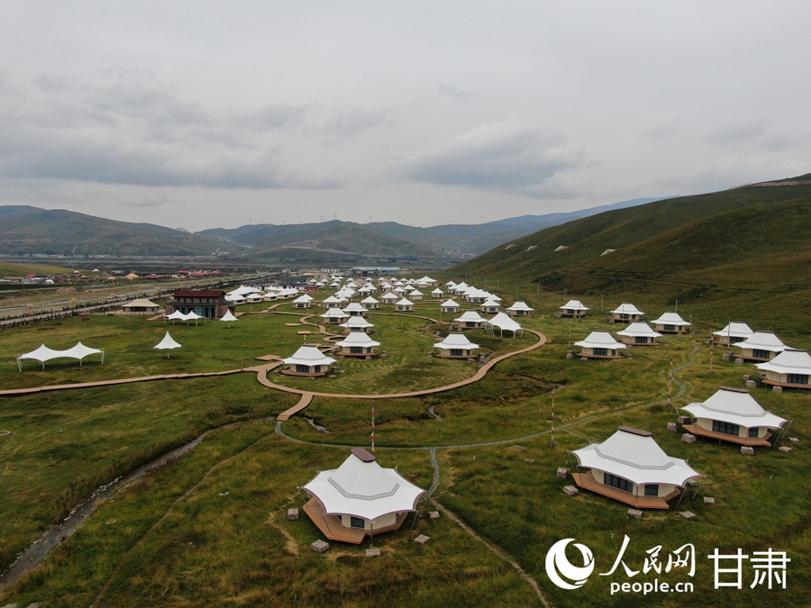 རི་བོ་མ་ཡག་གི་གུར་སྒར།