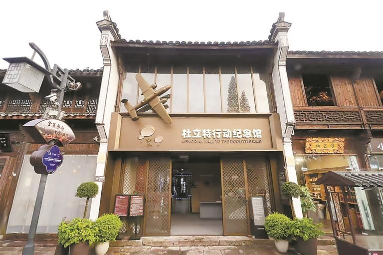 འདི་ནི་ཏུའུ་ལི་ཐེ་བྱ་སྤྱོད་དྲན་གསོ་ཁང་གི་ཕྱི་ལྗོངས་ཡིན་པ། （ཆུས་ཀྲོའུ་གྲོང་ཨུད་དྲིལ་བསྒྲགས་པུས་པར་རིས་མཁོ་འདོན་བྱས།）