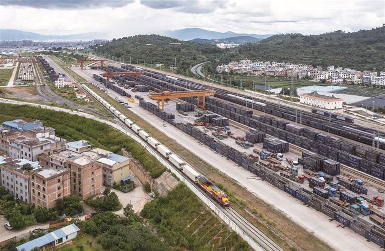 འདི་ནི་ལོ་སིའི་ཝན་ཐེན་གྲོང་ཁྱེར་དུ་སྐྱོད་མཁན་རྒྱལ་སྤྱིའི་ཟོག་འདྲེན་མེ་འཁོར་ཀྲུང་ལོ་ལྕགས་ལམ་ཡུས་ཤིས་ཡན་ཧོ་འབབ་ཚུགས་ནས་ཐོན་བཞིན་པ། （2025ལོའི་ཟླ་8ཚེས་23ཉིན་བརྒྱབ་པའི་པར། མི་མེད་གནམ་གྲུས་པར་བརྒྱབ）