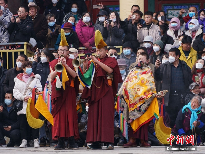 ༄༅།།སྐུ་འབུམ་བྱམས་པ་གླིང་གི་འཆམ། 