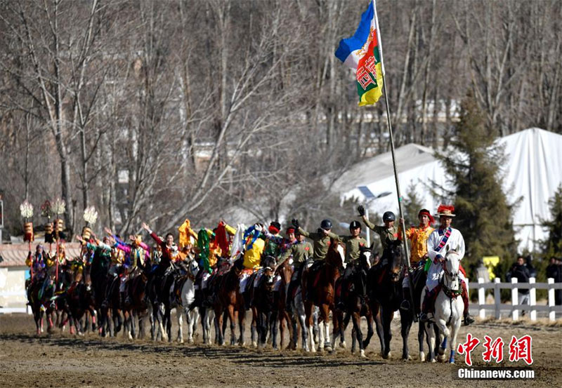 ༄༅།།བོད་ཀྱི་སྲོལ་རྒྱུན་རྟ་ཐོག་རྩལ་འགྲན། 
