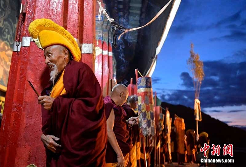 ༄༅།།2023ལོའི་ལྷ་སའི་ཞོ་སྟོན་འགོ་ཚུགས།