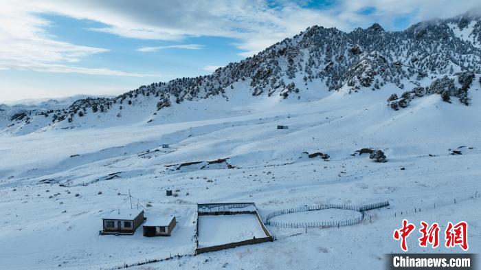 ༄༅།།ས་འདིར་ཁ་བ་བབས་འདུག 